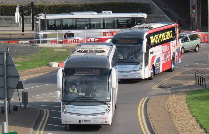 National Express Volvo B9R Caetano CV125 MD22